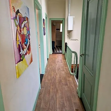J&j Hotel